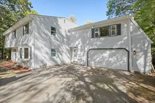 57 Brandeis Cir, Halifax, MA 02338 - Photo 3