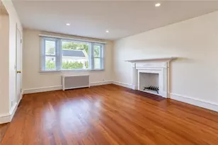 107 Fuller St, Pawtucket, RI 02861 - Photo 5