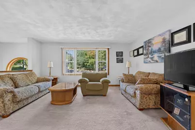 4 Wildwood Terrace, Saugus, MA 01906 - Photo 9