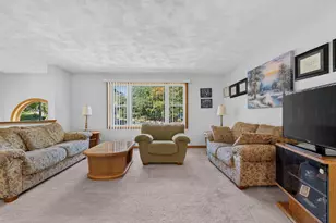 4 Wildwood Terrace, Saugus, MA 01906 - Photo 9