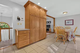 4 Wildwood Terrace, Saugus, MA 01906 - Photo 17