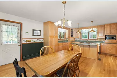 4 Stratford Ln, Easton, MA 02356 - Photo 11