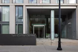 2 Earhart, Cambridge, MA 02141 - Photo 3