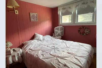 77 Newton, Greenfield, MA 01301 - Photo 21