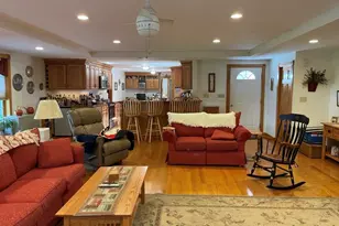 77 Newton, Greenfield, MA 01301 - Photo 7