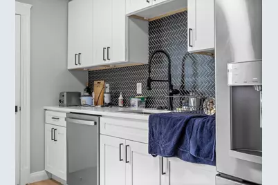 5 Dickson St #1, Somerville, MA 02144 - Photo 3
