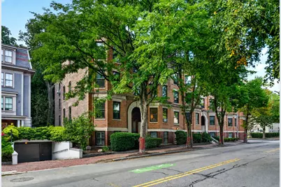 31 Linnaean St #2, Cambridge, MA 02138 - Photo 5