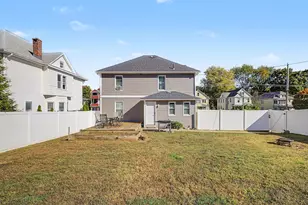 419 Hillside Ave, Holyoke, MA 01040 - Photo 37