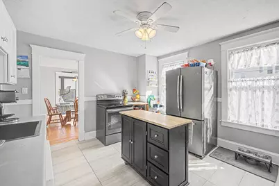 419 Hillside Ave, Holyoke, MA 01040 - Photo 7