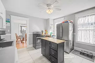 419 Hillside Ave, Holyoke, MA 01040 - Photo 7