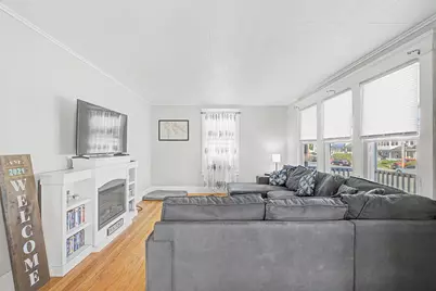 419 Hillside Ave, Holyoke, MA 01040 - Photo 15
