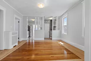 14 Windsor, Medford, MA 02155 - Photo 5