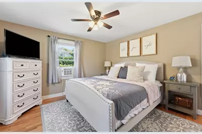 724 Dewey St, West Springfield, MA 01089 - Photo 15