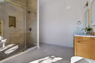 15 Clyde St, Somerville, MA 02145 - Photo 17