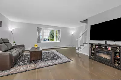 28 Meadowview Cir #28, Nashua, NH 03062 - Photo 9