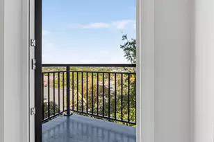 125 Lowell St, Somerville, MA 02143 - Photo 17