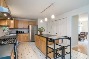 7 Emily Ln, Amherst, MA 01002 - Photo 11