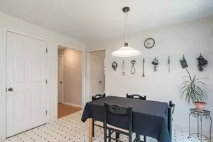 7 Emily Ln, Amherst, MA 01002 - Photo 17
