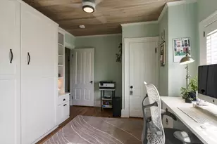 51 Temple St, Newburyport, MA 01952 - Photo 9