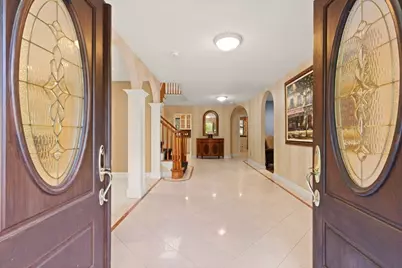 17 Mallard Dr, Sharon, MA 02067 - Photo 3