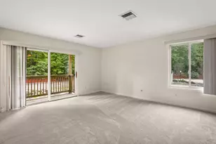 330 Sunderland Rd, Worcester, MA 01604 - Photo 7