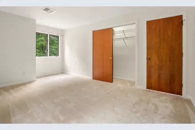 330 Sunderland Rd #22, Worcester, MA 01604 - Photo 13