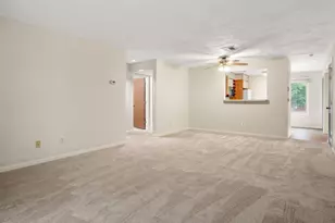 330 Sunderland Rd, Worcester, MA 01604 - Photo 9