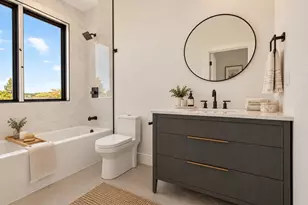 13 Clyde St, Somerville, MA 02145 - Photo 11