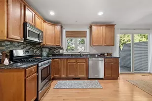2a Auburn St, Woburn, MA 01801 - Photo 9