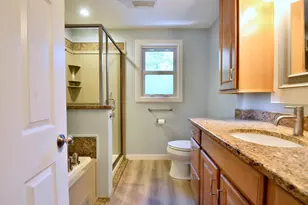 807 Highland St, Northbridge, MA 01534 - Photo 15