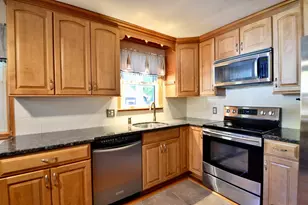 807 Highland St, Northbridge, MA 01534 - Photo 3
