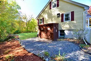 807 Highland St, Northbridge, MA 01534 - Photo 31