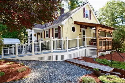 807 Highland St, Northbridge, MA 01534 - Photo 29
