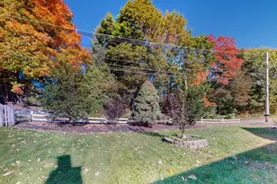 36 Clover Hill St, Marlborough, MA 01752 - Photo 5
