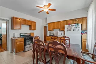 22 Arlington Ave, Revere, MA 02151 - Photo 15