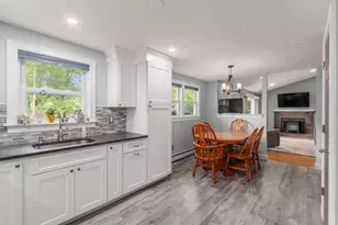 18 Julie Ave, Brockton, MA 02301 - Photo 5