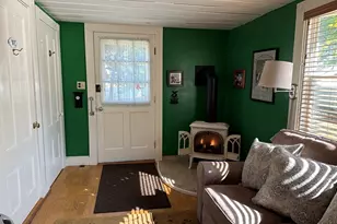 71 Highland St, Amesbury, MA 01913 - Photo 9