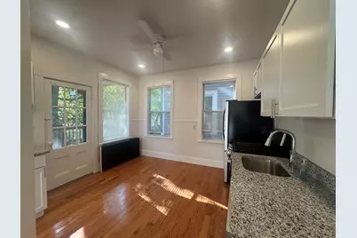 100 Franklin St #1, Brookline, MA 02445 - Photo 3