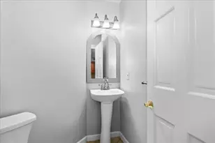 37 Eastern Point Dr, Shrewsbury, MA 01545 - Photo 17