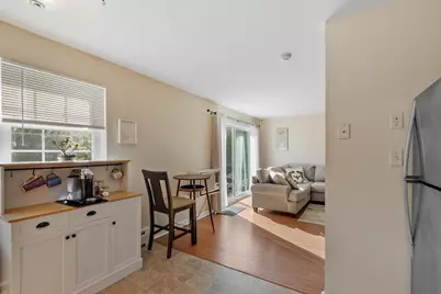23 Edgelawn Ave #5, North Andover, MA 01845 - Photo 9