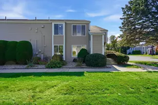 91 Nassau Dr, Springfield, MA 01129 - Photo 3