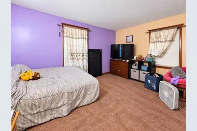 90 College St, Chicopee, MA 01020 - Photo 9