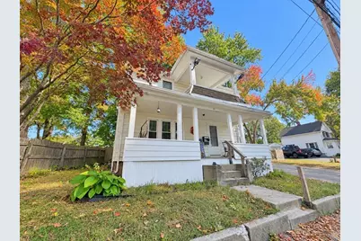 90 College St, Chicopee, MA 01020 - Photo 1