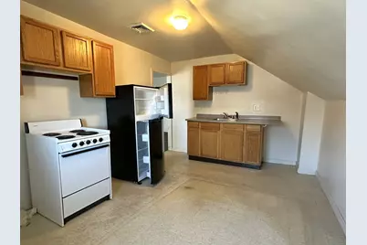 1791 S Main #3, Fall River, MA 02724 - Photo 3