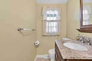 105 Captain Chase Rd, Yarmouth, MA 02601 - Photo 11