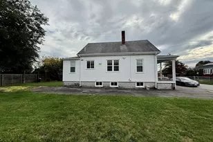 17 Raymond St, East Providence, RI 02914 - Photo 25