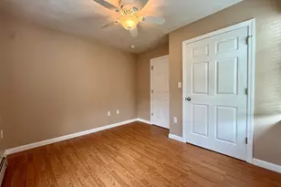 17 Raymond St, East Providence, RI 02914 - Photo 15