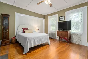 204 Village St, Medway, MA 02053 - Photo 17