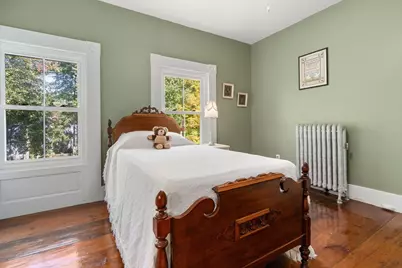204 Village Street, Medway, MA 02053 - Photo 21