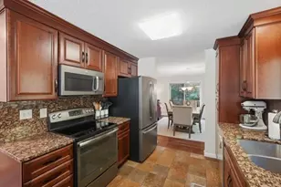 66 Bentwood Dr, Sturbridge, MA 01566 - Photo 9